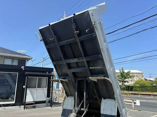 いすゞ エルフ TPG-NKR85AN(2WD)の写真46