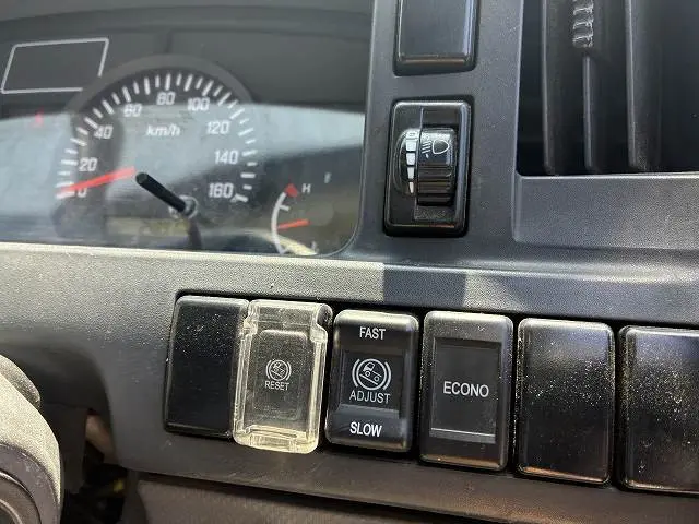 いすゞ エルフ TPG-NKR85AN(2WD)の写真47