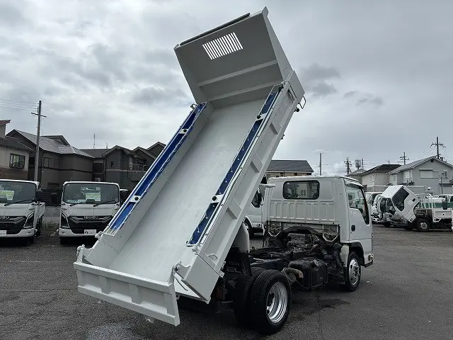 いすゞ エルフ TKG-NJR85AN(2WD)の写真8