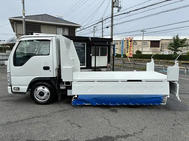 いすゞ エルフ TKG-NJR85AN(2WD)の写真18