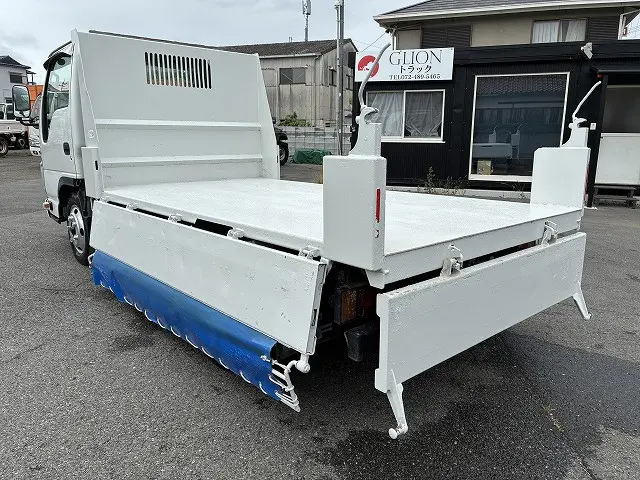 いすゞ エルフ TKG-NJR85AN(2WD)の写真20