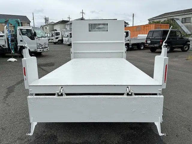 いすゞ エルフ TKG-NJR85AN(2WD)の写真21