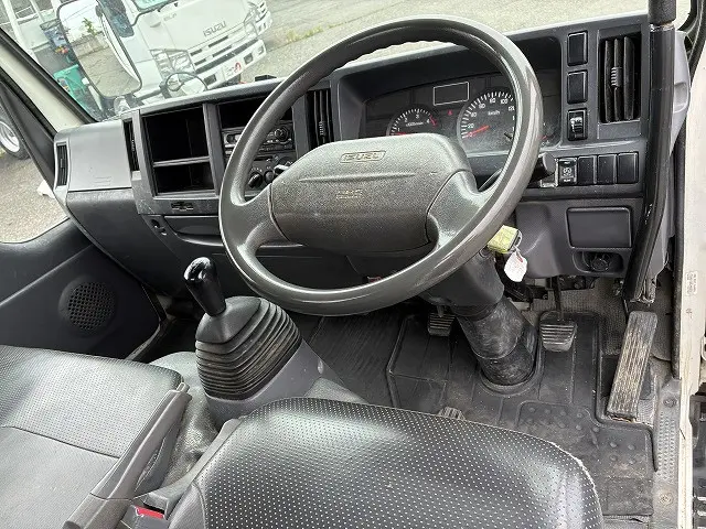 いすゞ エルフ TKG-NJR85AN(2WD)の写真35
