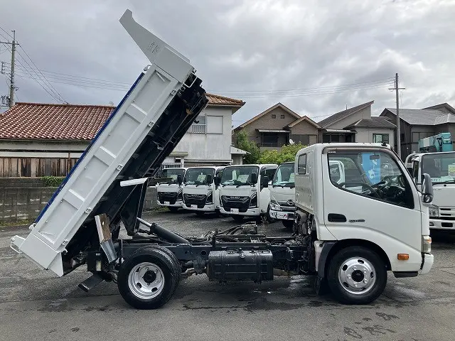 日野 デュトロ SKG-XZU620T(2WD)の写真12