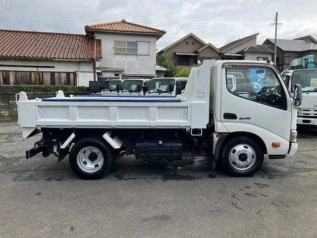 日野 デュトロ SKG-XZU620T(2WD)の写真19