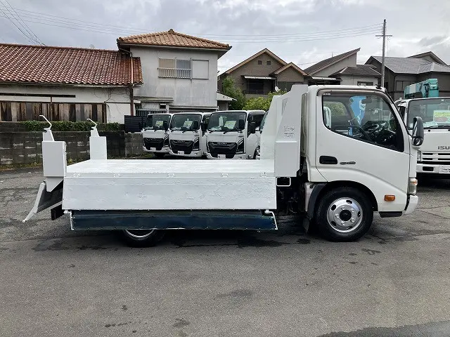 日野 デュトロ SKG-XZU620T(2WD)の写真26