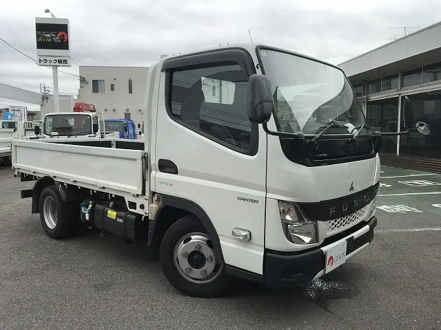 三菱 キャンター 2RG-FBA20(2WD)の写真3