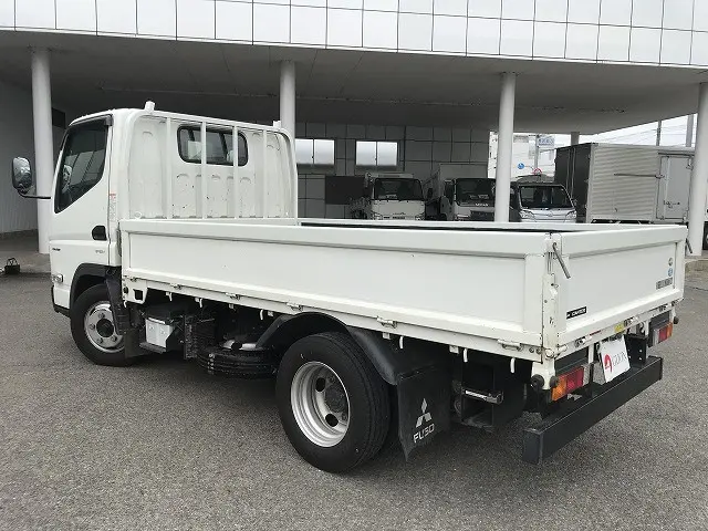 三菱 キャンター 2RG-FBA20(2WD)の写真6