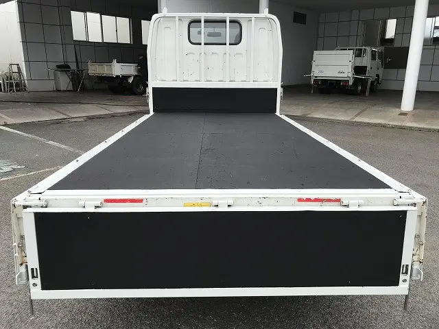 三菱 キャンター 2RG-FBA20(2WD)の写真14