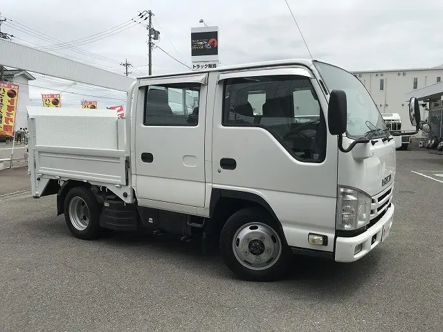 いすゞ エルフ TRG-NJS85A(4WD)の写真3