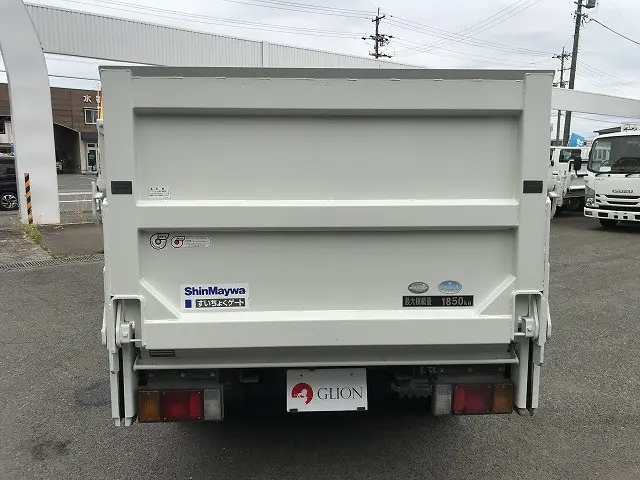 いすゞ エルフ TRG-NJS85A(4WD)の写真5