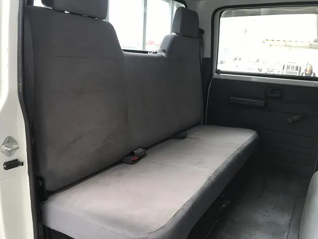 いすゞ エルフ TRG-NJS85A(4WD)の写真35