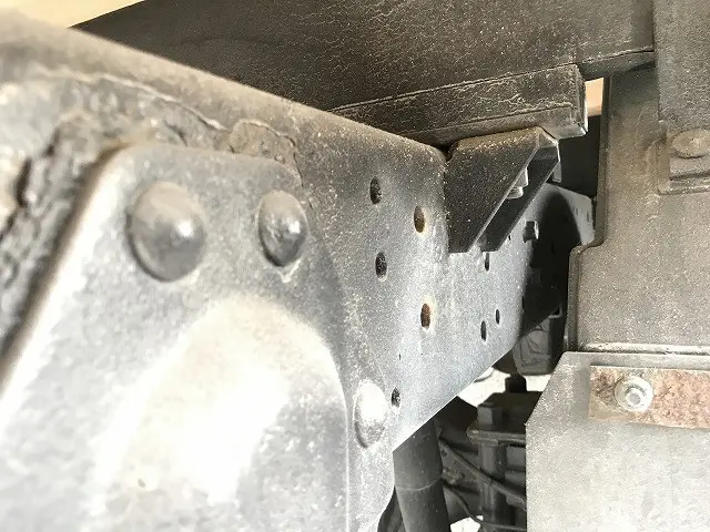 いすゞ エルフ TRG-NJS85A(4WD)の写真40