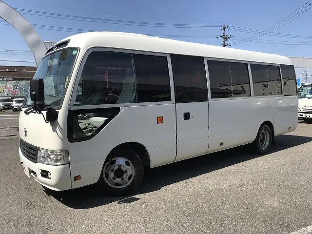 トヨタ コースター SKG-XZB50(2WD)の写真1