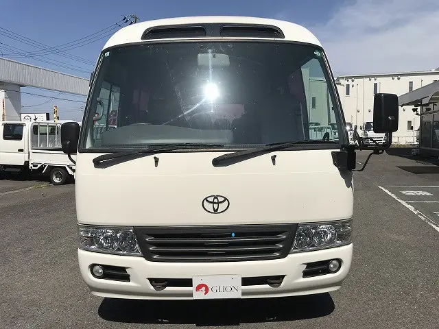 トヨタ コースター SKG-XZB50(2WD)の写真2