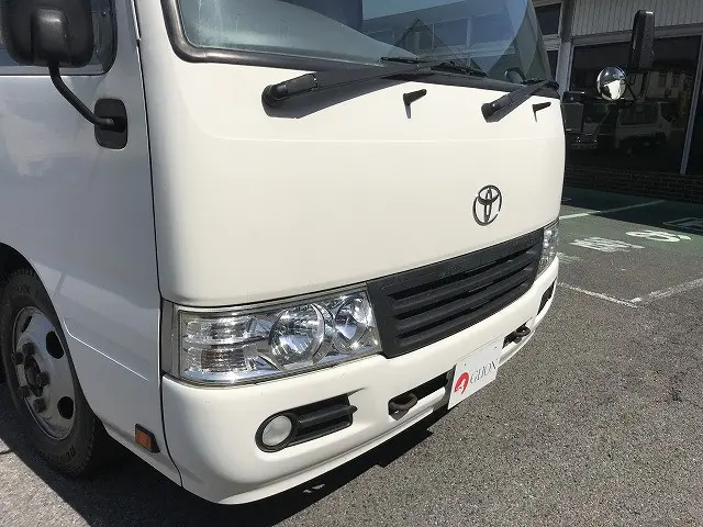トヨタ コースター SKG-XZB50(2WD)の写真12