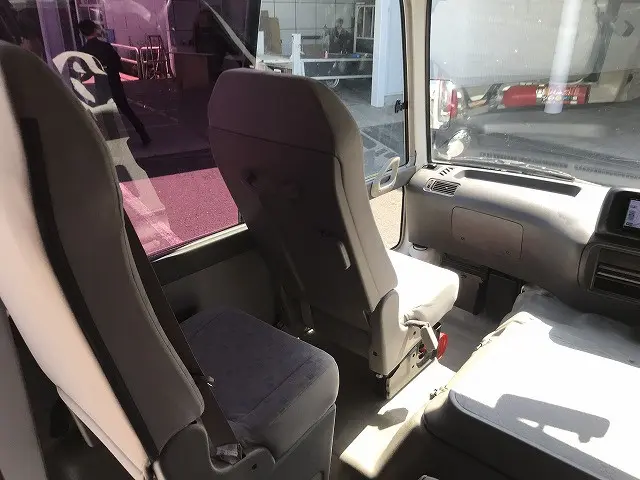 トヨタ コースター SKG-XZB50(2WD)の写真32