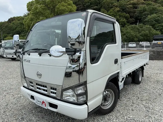 日産 アトラス KR-AHR69(2WD)の写真1