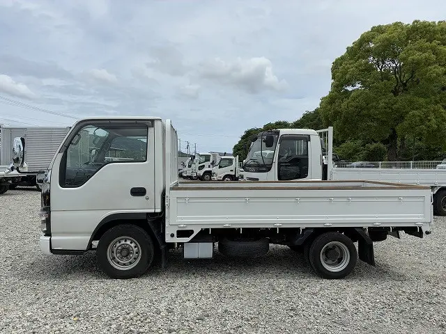 日産 アトラス KR-AHR69(2WD)の写真4