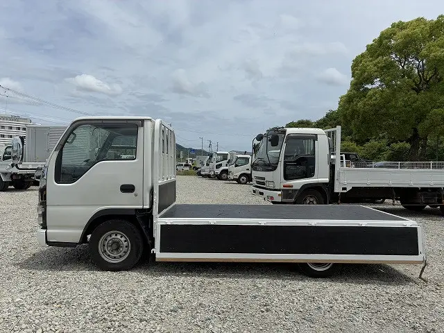 日産 アトラス KR-AHR69(2WD)の写真11