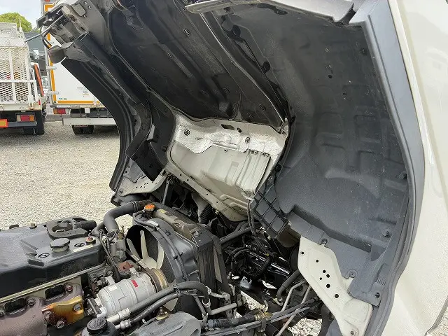 日産 アトラス KR-AHR69(2WD)の写真24