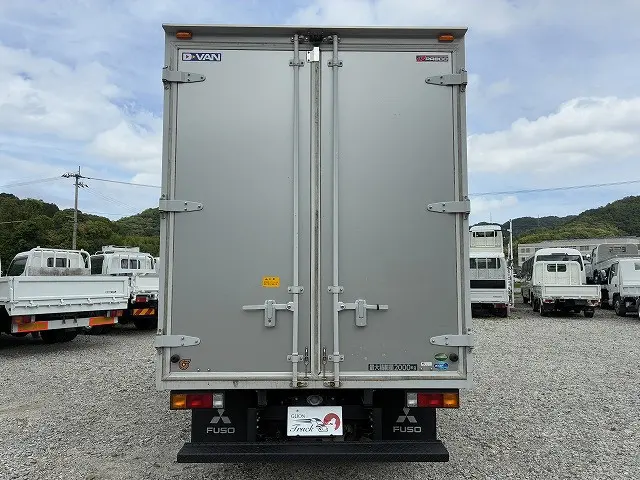 三菱 キャンター 2RG-FBA20(2WD)の写真7
