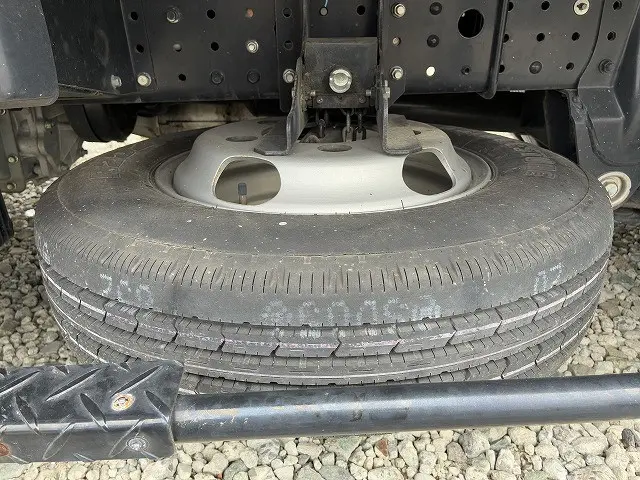 三菱 キャンター 2RG-FBA20(2WD)の写真49