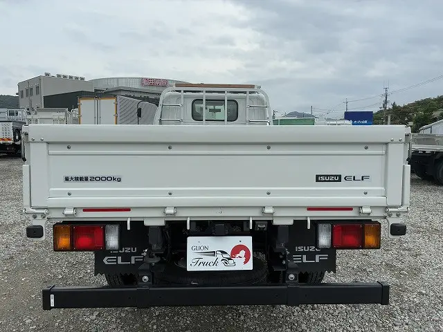 いすゞ エルフ 2GT-NKR88C(2WD)の写真7