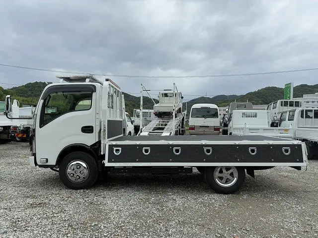 いすゞ エルフ 2GT-NKR88C(2WD)の写真11