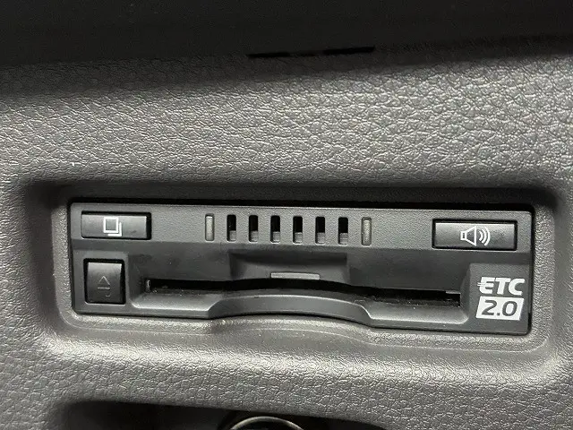 いすゞ エルフ 2GT-NKR88C(2WD)の写真45