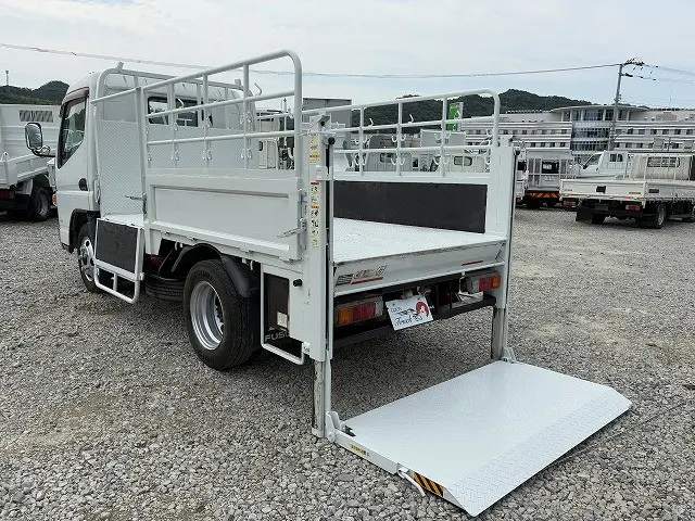 三菱 キャンター TKG-FEA50(2WD)の写真13