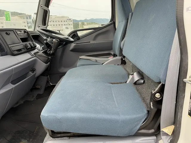 三菱 キャンター TKG-FEA50(2WD)の写真33