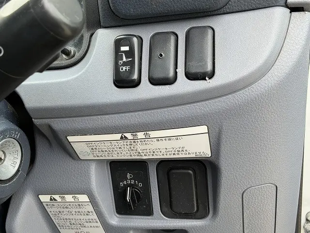 三菱 キャンター TKG-FEA50(2WD)の写真42