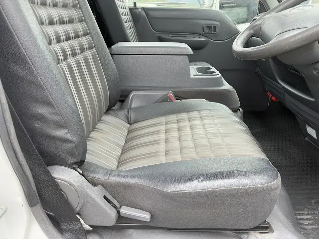 マツダ ボンゴトラック DBF-SLP2T(2WD)の写真9