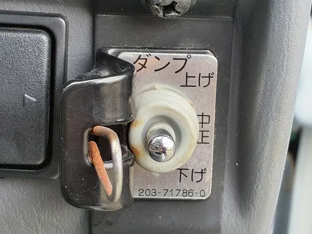 マツダ ボンゴトラック DBF-SLP2T(2WD)の写真15