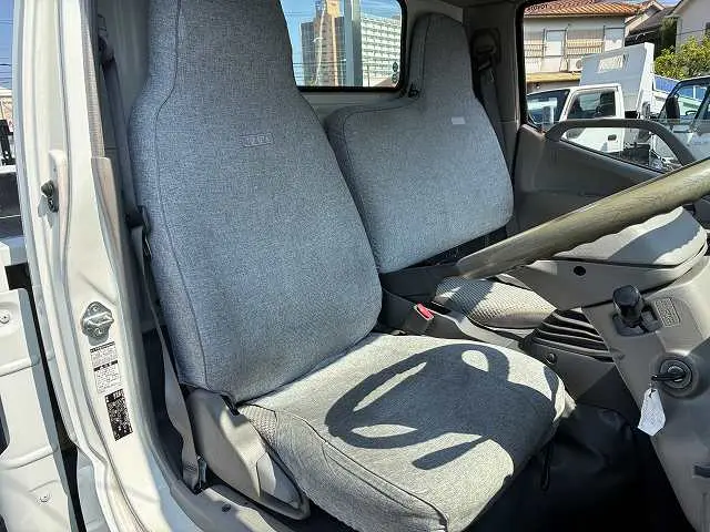 トヨタ ダイナ PB-XZU378(4WD)の写真28