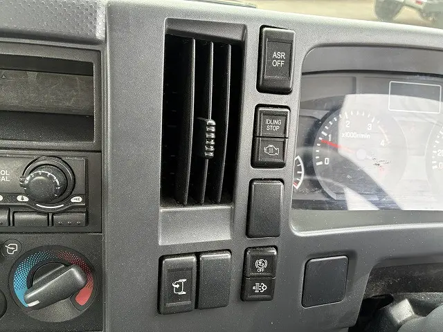 マツダ タイタン PDG-LPR75N(2WD)の写真36