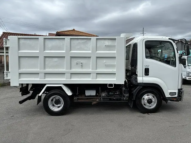 いすゞ フォワード TKG-FRR90S1(2WD)の写真12