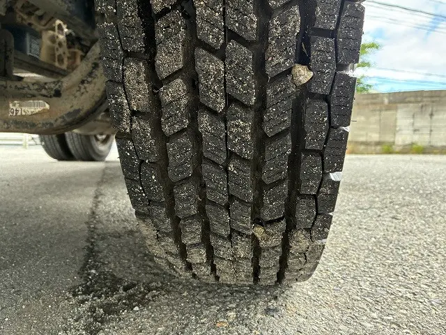 いすゞ フォワード TKG-FRR90S1(2WD)の写真28