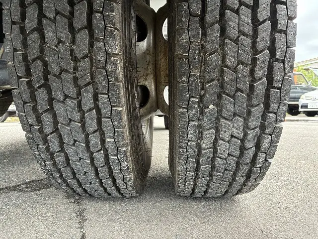 いすゞ フォワード TKG-FRR90S1(2WD)の写真30