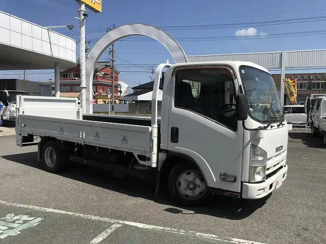 いすゞ エルフ SKG-NLR85AR(2WD)の写真3