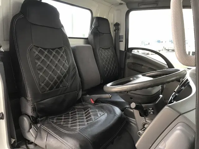 いすゞ エルフ SKG-NLR85AR(2WD)の写真30