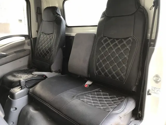 いすゞ エルフ SKG-NLR85AR(2WD)の写真31