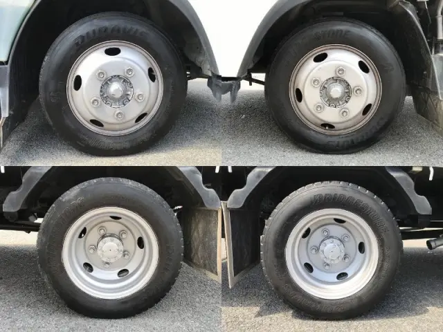 いすゞ エルフ SKG-NLR85AR(2WD)の写真42