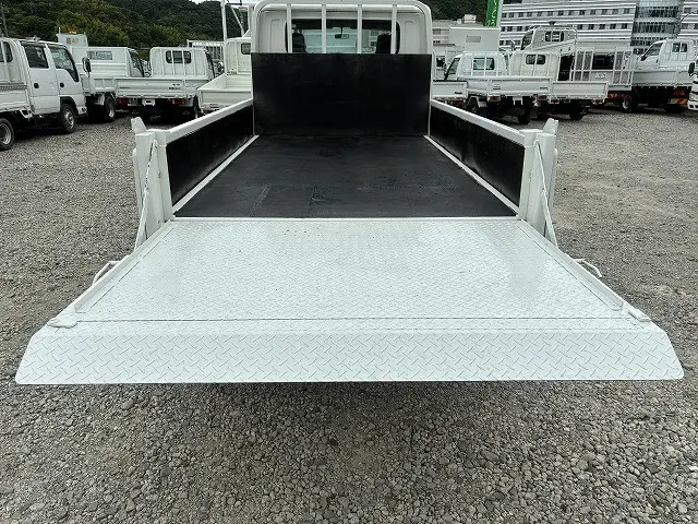 日野 デュトロ 2RG-XZU710M(2WD)の写真24