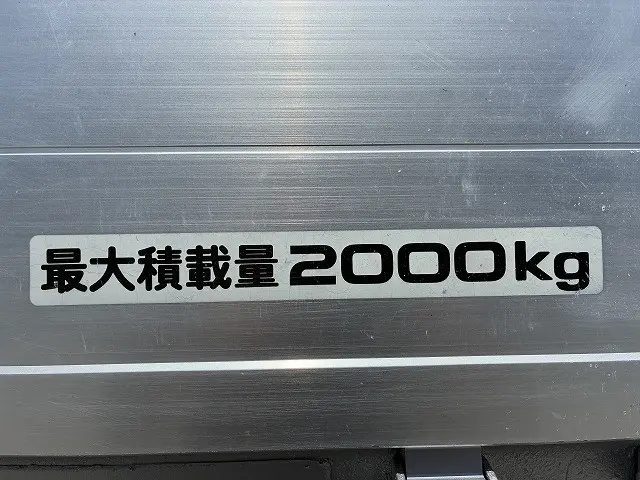 いすゞ エルフ TRG-NLR85AR(2WD)の写真42