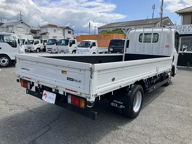 いすゞ エルフ 2TG-NLR88AC(2WD)の写真8