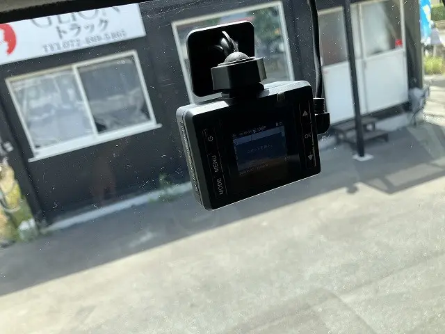いすゞ エルフ 2TG-NLR88AC(2WD)の写真41