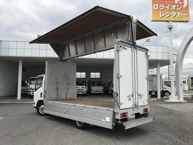 いすゞ エルフ BKG-NMR85AN(2WD)の写真4
