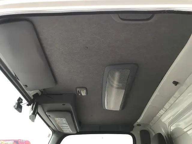 いすゞ エルフ BKG-NMR85AN(2WD)の写真40